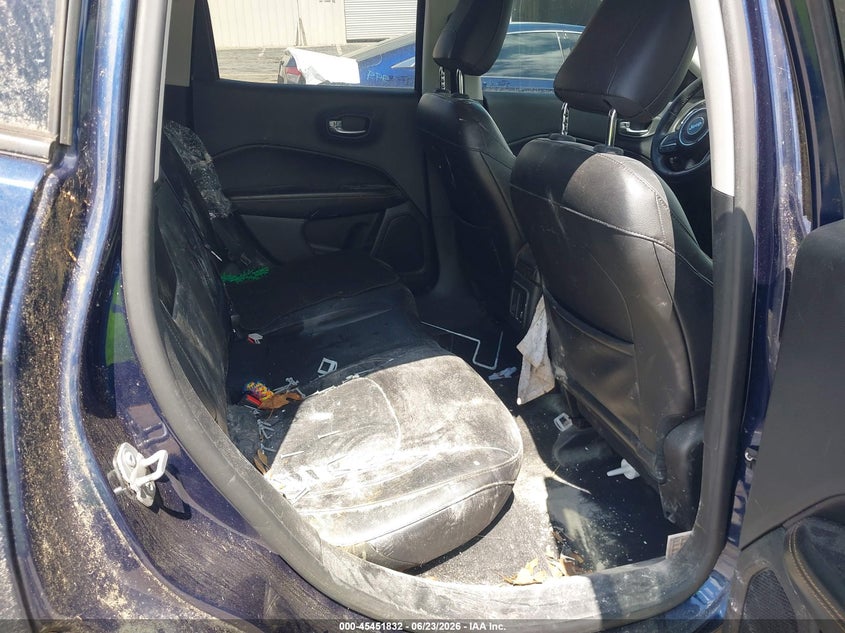 2018 JEEP COMPASS auction photo 8