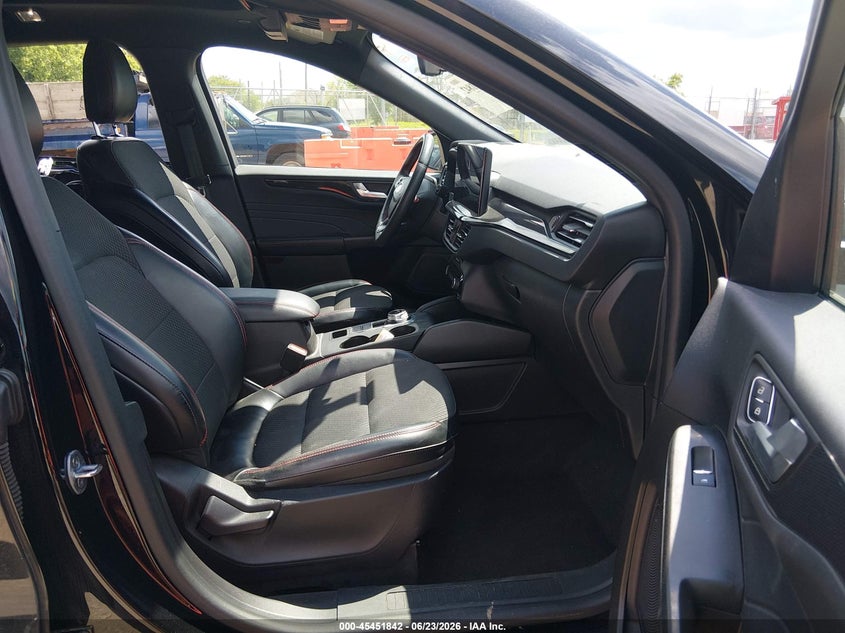 2023 FORD ESCAPE auction photo 5