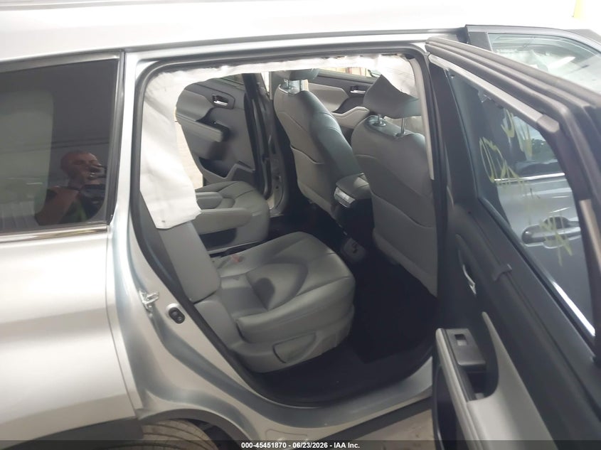 2021 TOYOTA HIGHLANDER auction photo 8