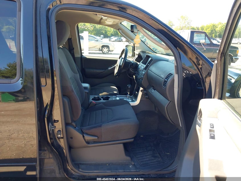 2012 NISSAN PATHFINDER auction photo 5