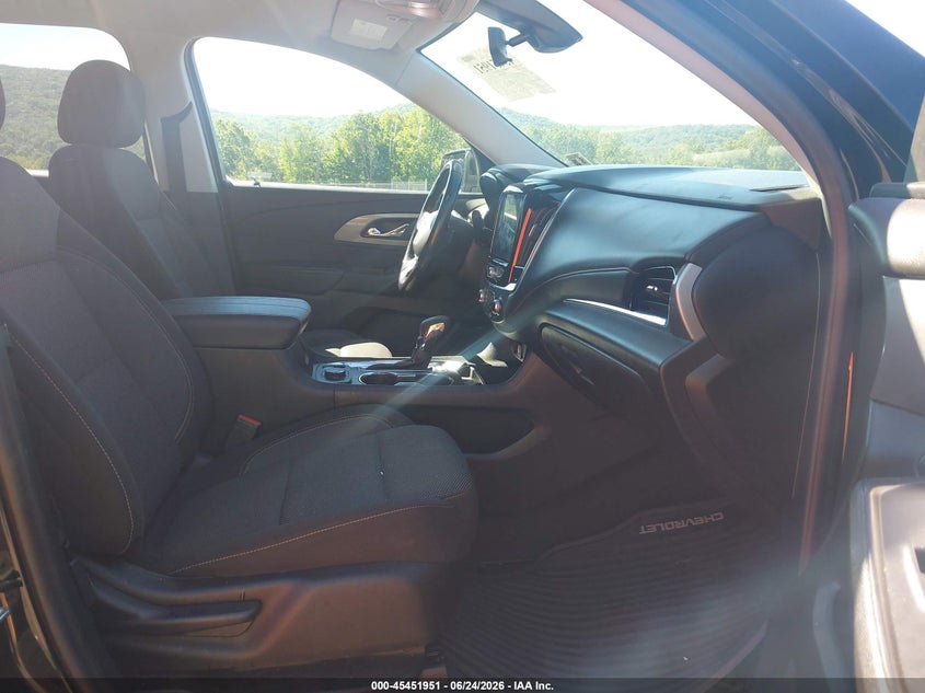 2021 CHEVROLET TRAVERSE auction photo 5