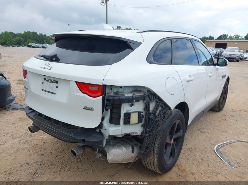 2017 JAGUAR F-PACE — zdjęcie 4