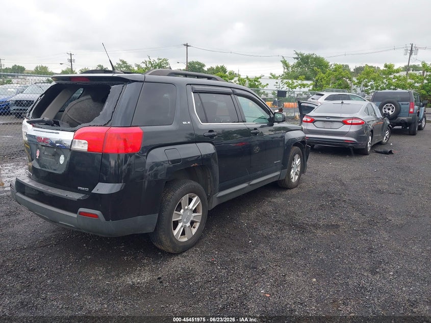 2011 GMC TERRAIN auction photo 4