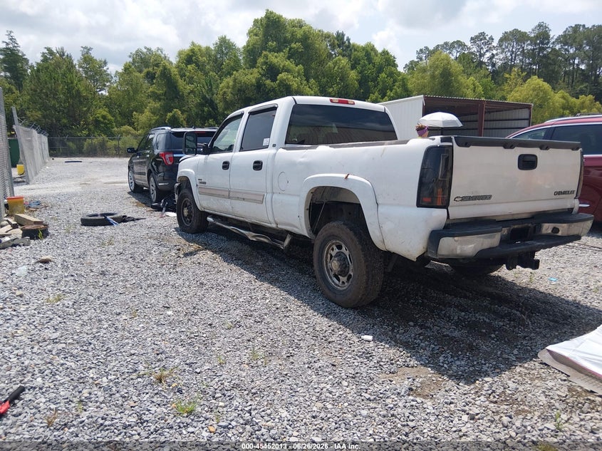 2005 CHEVROLET SILVERADO 2500HD auction photo 3