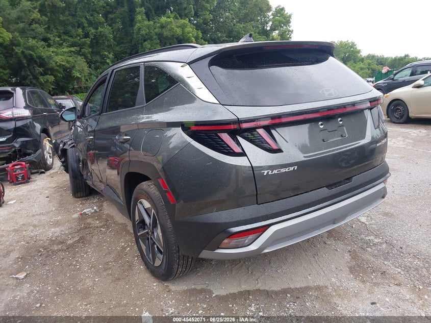 2026 HYUNDAI TUCSON HYBRID auction photo 3