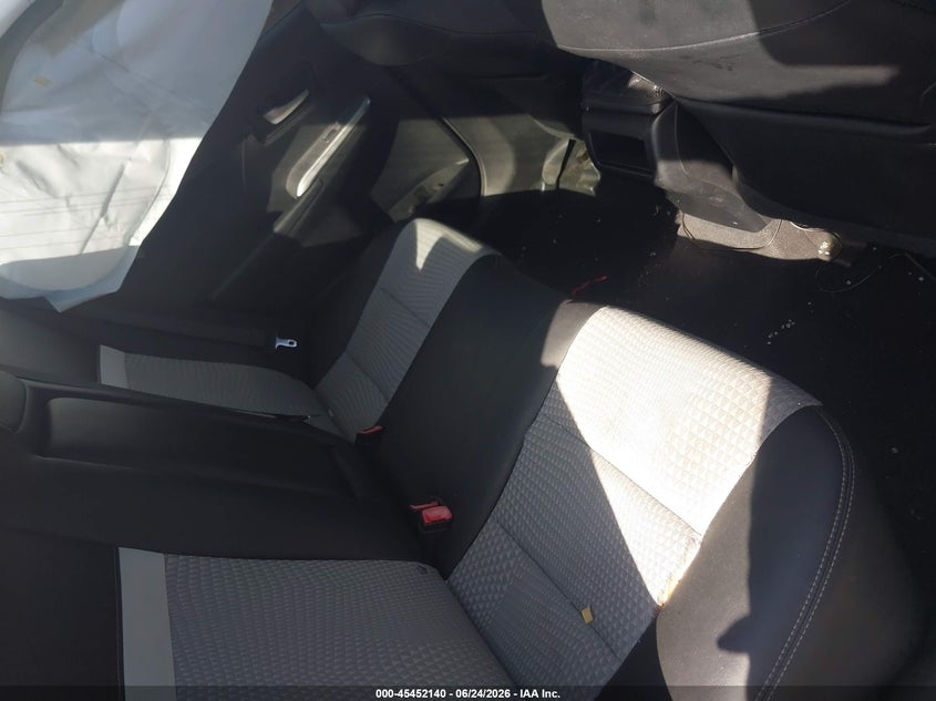 2012 TOYOTA CAMRY auction photo 8