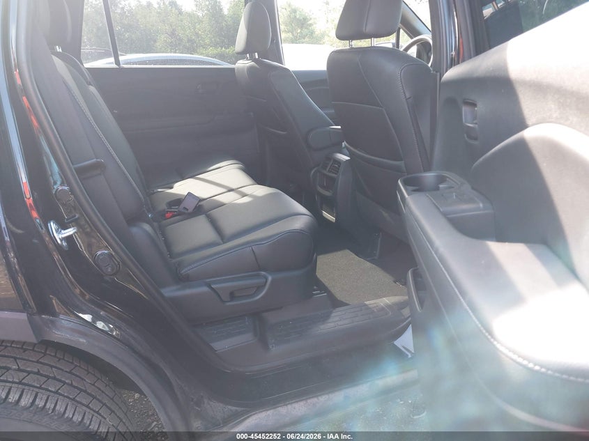 2023 Honda Passport Awd Ex-L VIN: 5FNYF8H59PB015978 Lot: 45452252