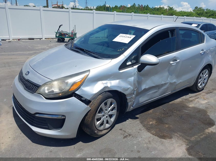 2016 KIA RIO auction photo 6
