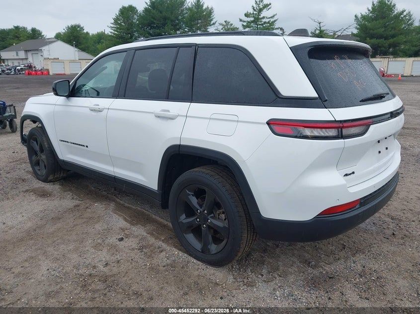 2023 JEEP GRAND CHEROKEE auction photo 3