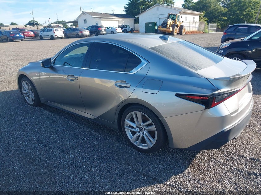 Vin: jthaa1d29n5119693, lot: 45950419, lexus is 300 20223