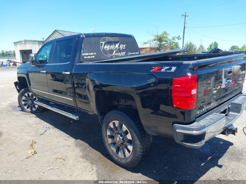 2018 CHEVROLET SILVERADO 2500HD auction photo 3