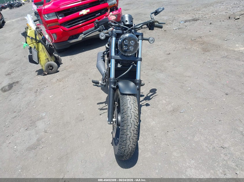 VIN MLHNC5305R5700907 2024 HONDA CMX300