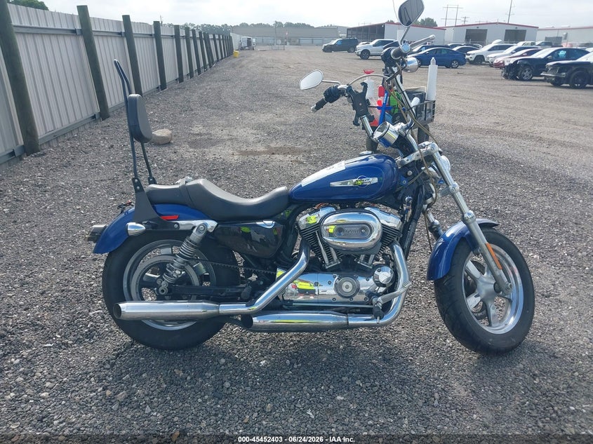 2016 Harley-Davidson Xl1200 C VIN: 1HD1CT318GC447345 Lot: 45452403