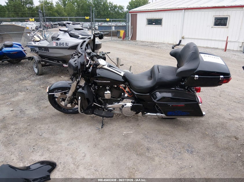 2019 Harley-Davidson Flhtk VIN: 1HD1KEF11KB657066 Lot: 45452439