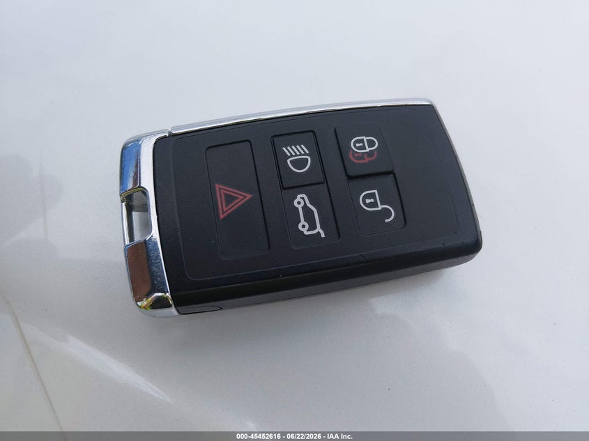 2022 Land Rover Range Rover Velar P250 S VIN: SALYJ2EX8NA330075 Lot: 45452616