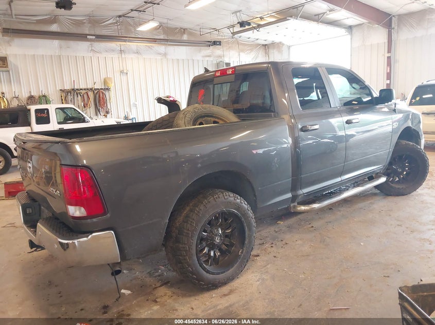 Vin: 1c6rr7gg8js231461, lot: 45950747, ram 1500 big horn  4x4 6'4 box 20184