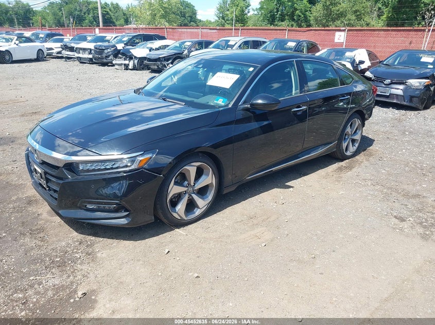 1HGCV1F96JA031440 2018 HONDA ACCORD TOURING photo 1