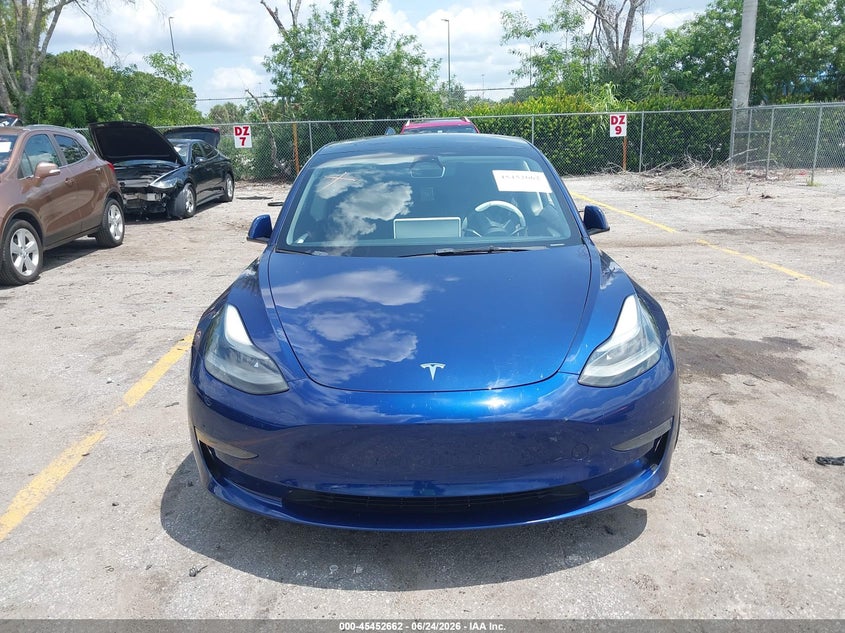 AtlanticExpress - Tesla Model 3