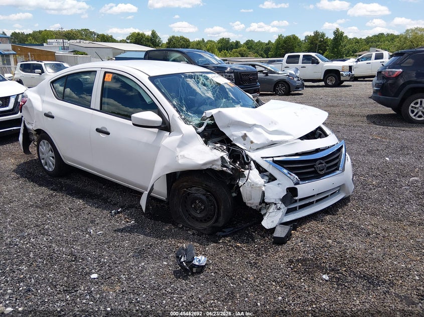 2017 NISSAN VERSA 1.6 S