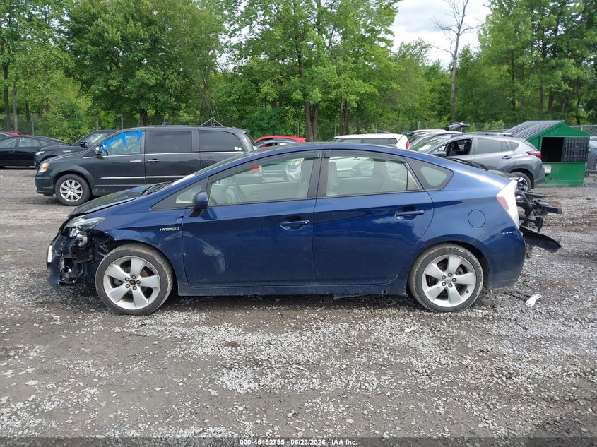 TOYOTA PRIUS - zdjęcie 14