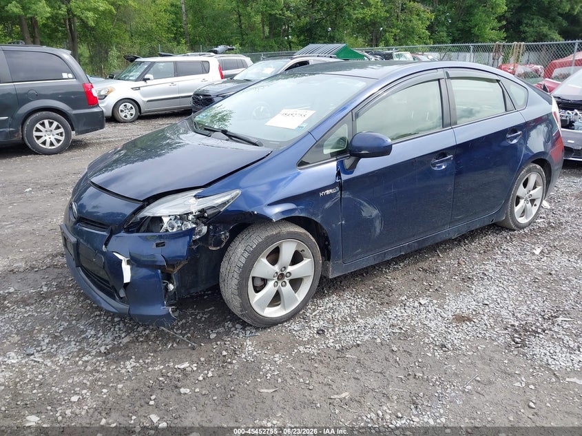 TOYOTA PRIUS - zdjęcie 2
