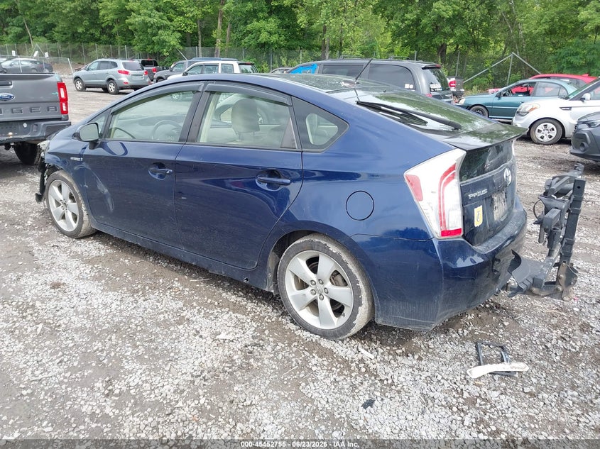 TOYOTA PRIUS - zdjęcie 3