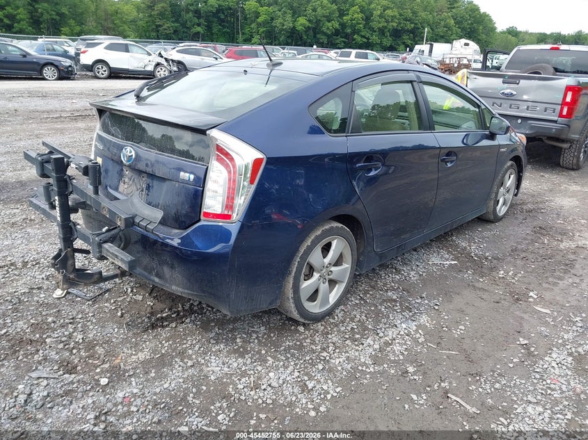 TOYOTA PRIUS - zdjęcie 4