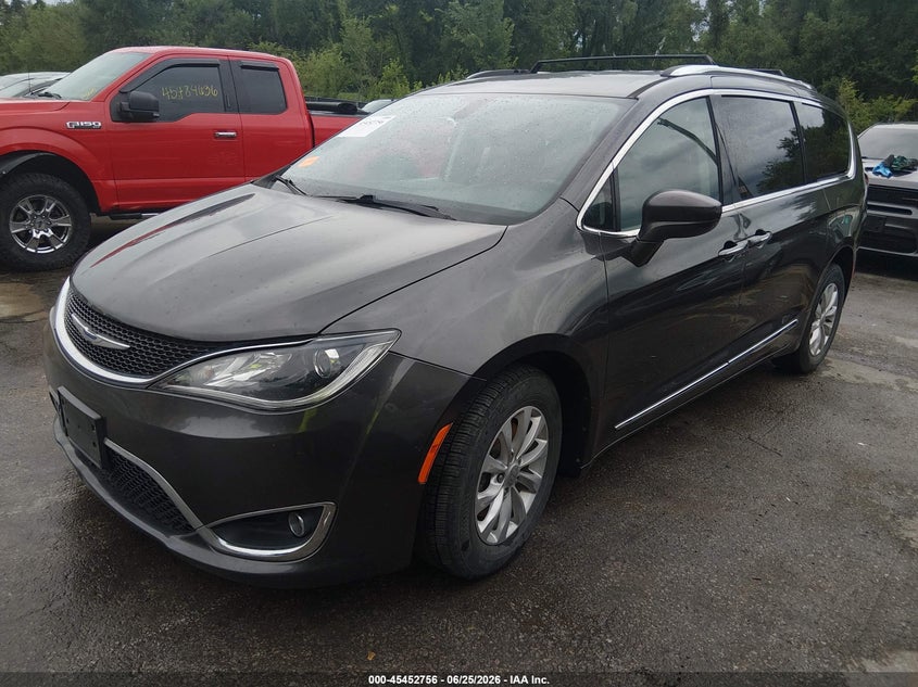 Vin: 2c4rc1bg1kr680899, lot: 45950869, chrysler pacifica touring l 20192