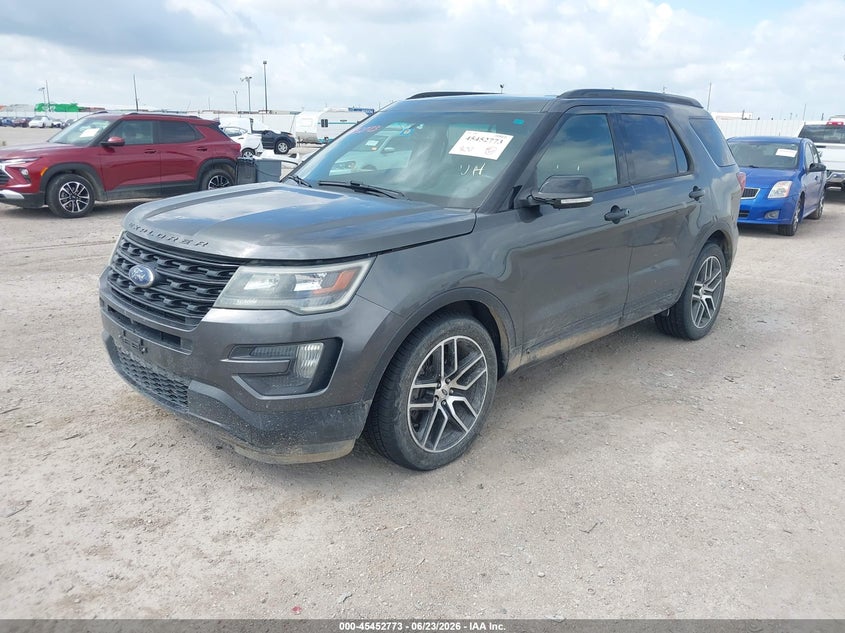 2016 FORD EXPLORER auction photo 2