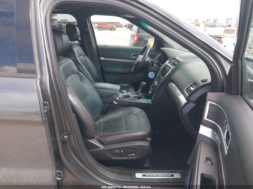 2016 FORD EXPLORER auction photo 5