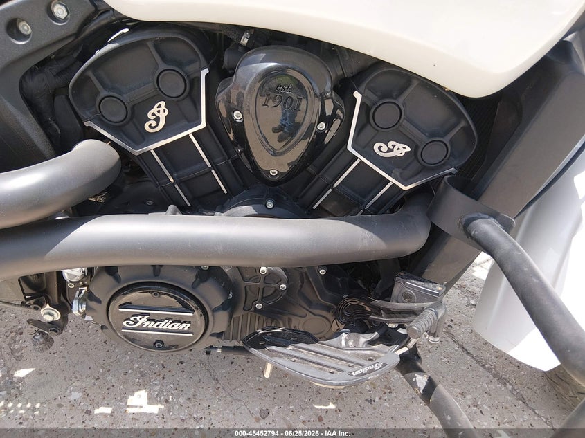 2016 INDIAN MOTORCYCLE CO. SCOUT auction photo 8