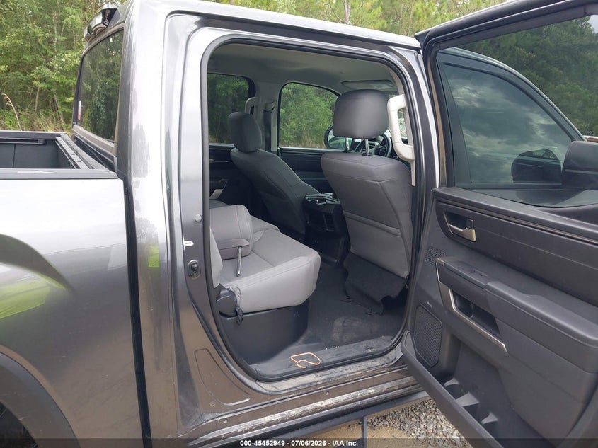 2024 Toyota Tundra Sr5 VIN: 5TFLA5DB6RX170161 Lot: 45452949