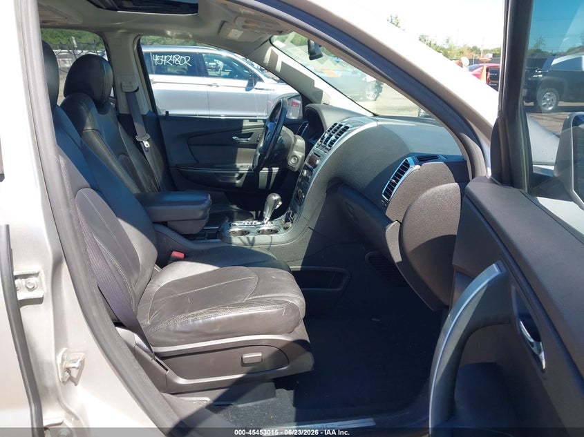 2007 GMC ACADIA auction photo 5
