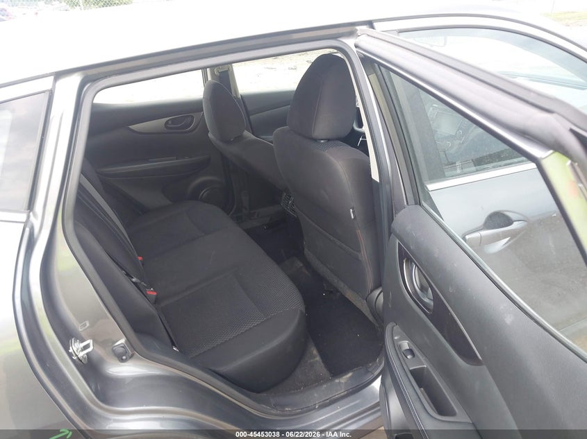 2019 NISSAN ROGUE SPORT auction photo 8