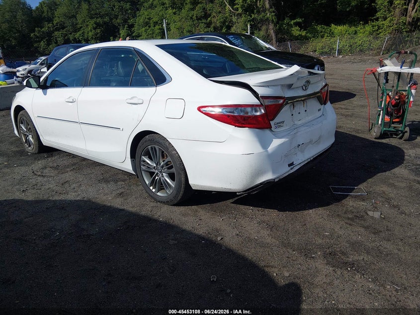 2016 TOYOTA CAMRY auction photo 3