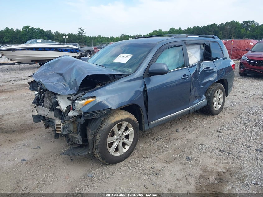 Vin: 5tdzk3eh5bs025672, lot: 45951345, toyota highlander base v6 20112