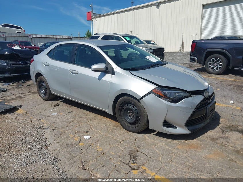 TOYOTA COROLLA - zdjęcie 1