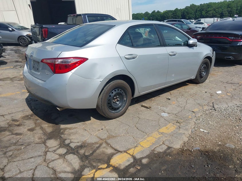 TOYOTA COROLLA - zdjęcie 4