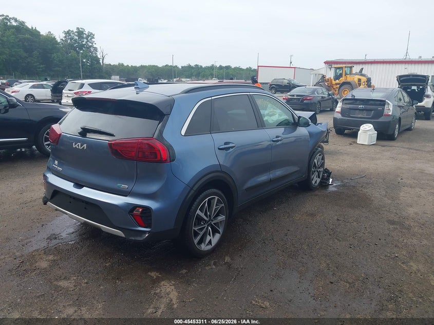 Vin: kndcc3lc2n5502272, lot: 45951424, kia niro touring se 20224