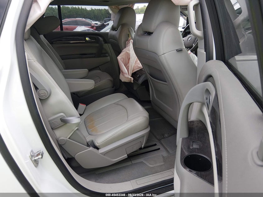 VIN: 5GAKRBKD2HJ249241 2017 BUICK ENCLAVE LEATHER