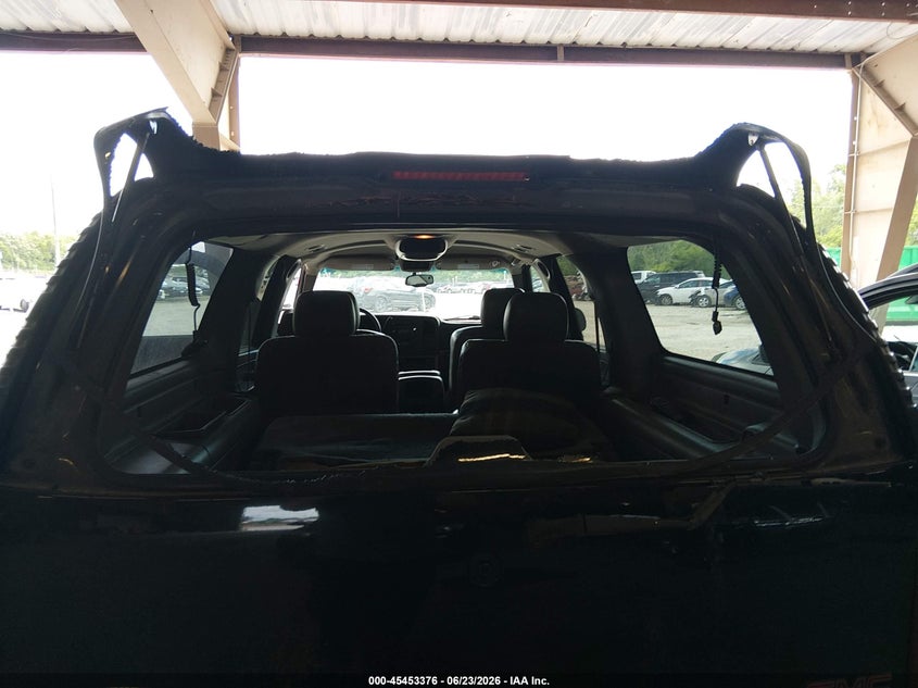 2003 GMC YUKON XL 1500 auction photo 6