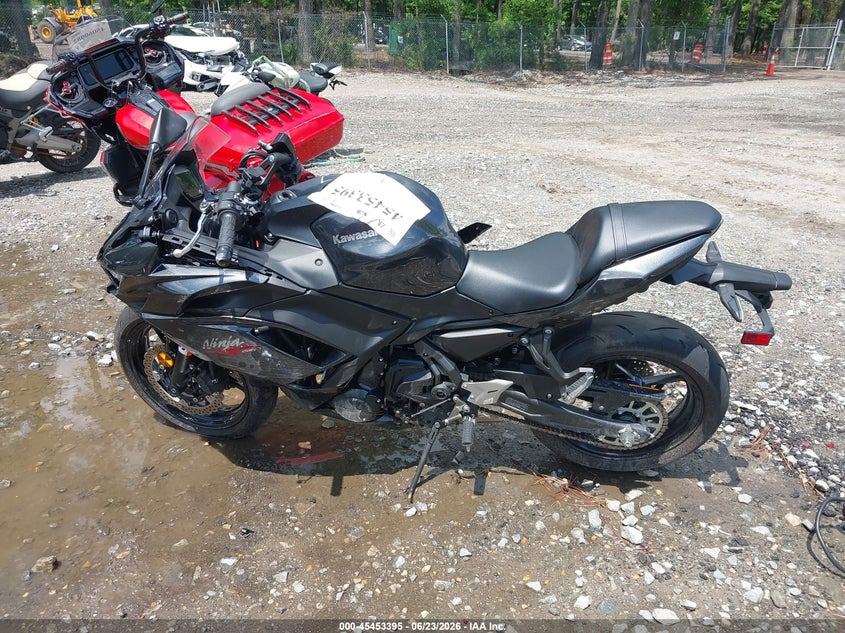 2026 Kawasaki Ex650 R VIN: ML5EXER19TDAG8135 Lot: 45453395