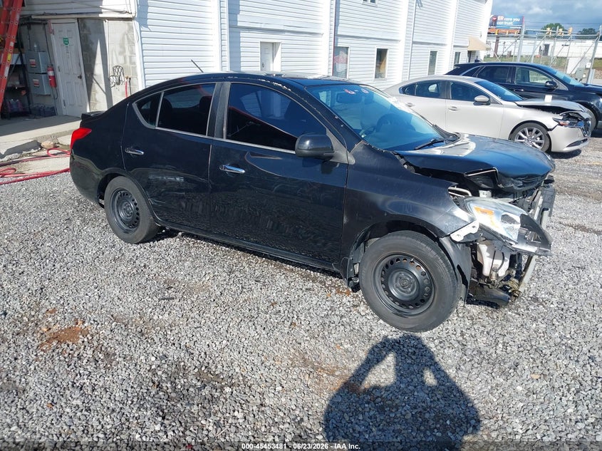 2014 Nissan 1.6 Sv