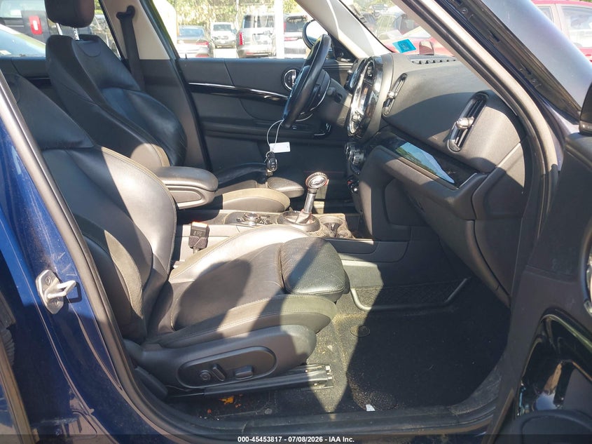 2019 MINI COUNTRYMAN auction photo 5