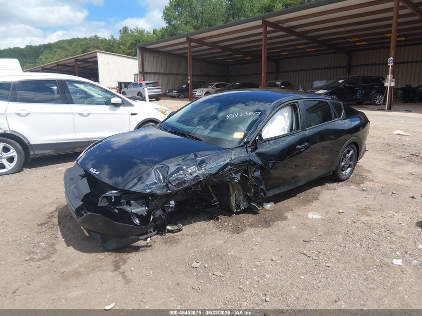 Vin: 3kpft4de1se213063, lot: 45951988, kia k4 lxs 20252