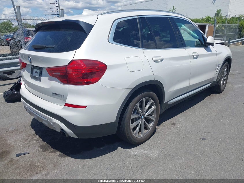 BMW X3 - zdjęcie 4