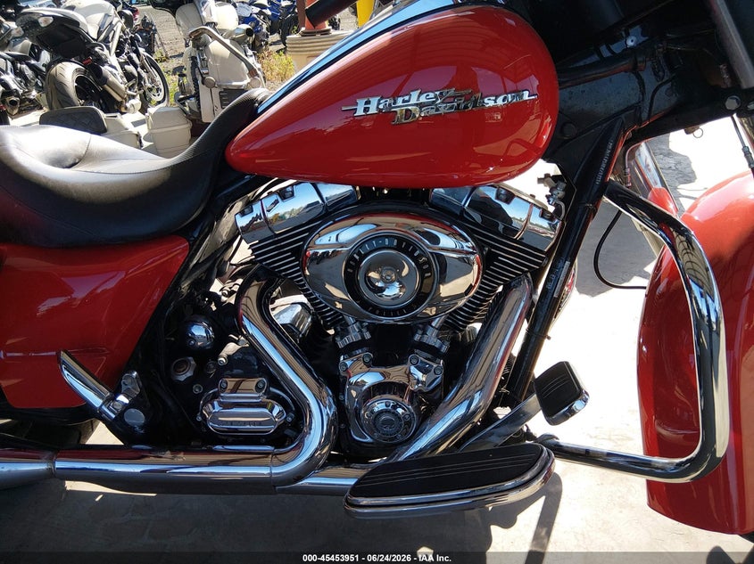2010 Harley-Davidson Flhx VIN: 1HD1KB413AB670188 Lot: 45453951