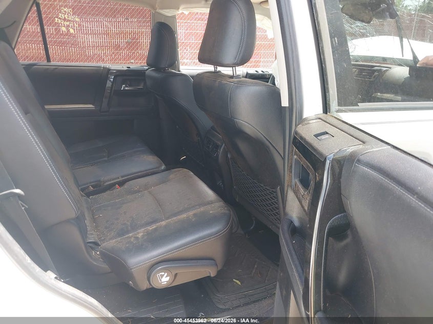 AtlanticExpress - Toyota 4Runner