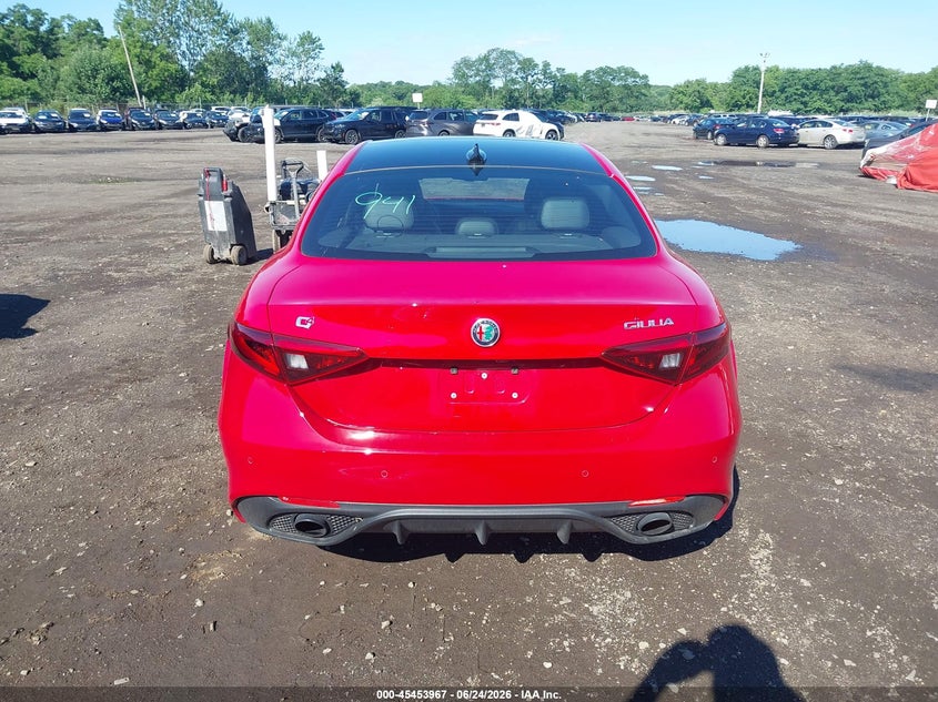 2022 Alfa Romeo Giulia Veloce Awd VIN: ZARFANBN7N7664460 Lot: 45453967