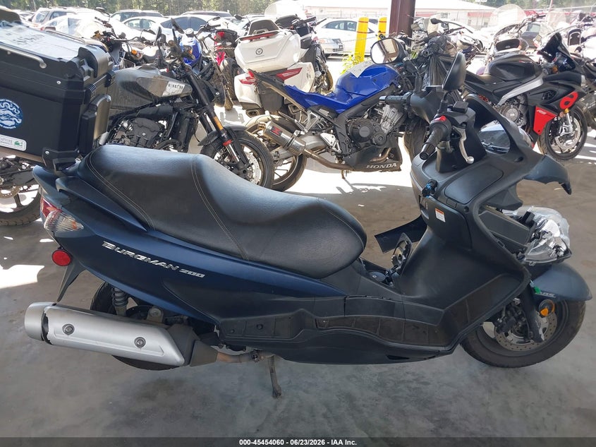 2022 SUZUKI UH200 BIKE 1